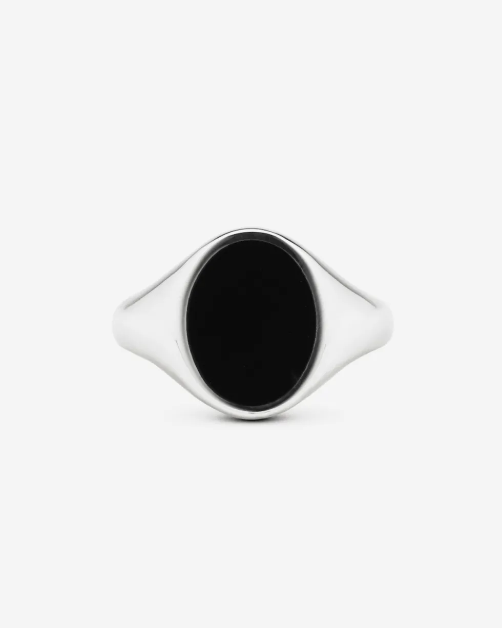 ANELLO CHEVALIER OVALE IN ARGENTO CON SMALTO NERO