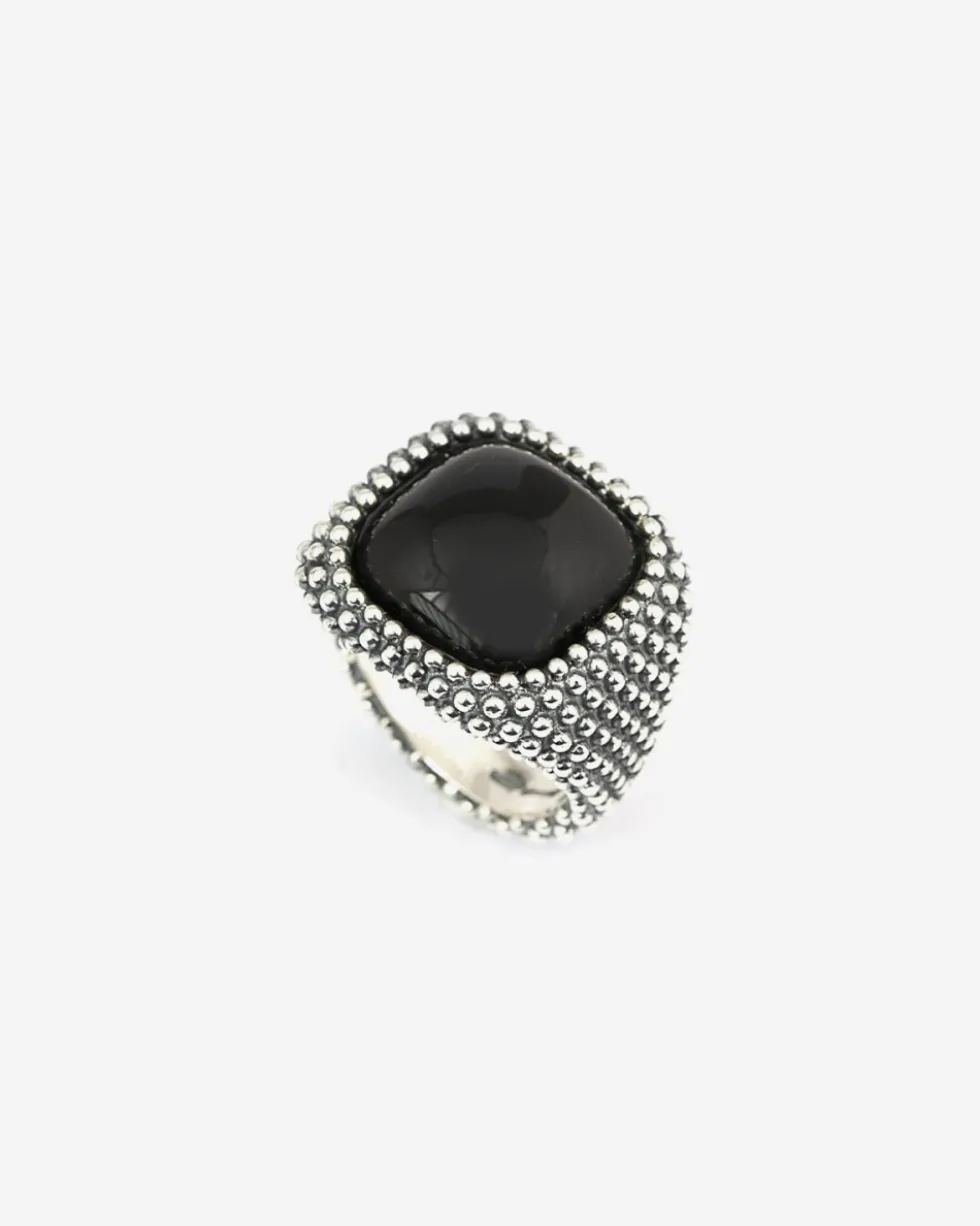ANELLO CHEVALIER QUADRATO PUNTINATO CON PIETRA NERA