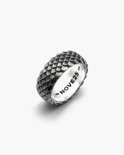 ANELLO FASCIA SQUAMATA IN ARGENTO