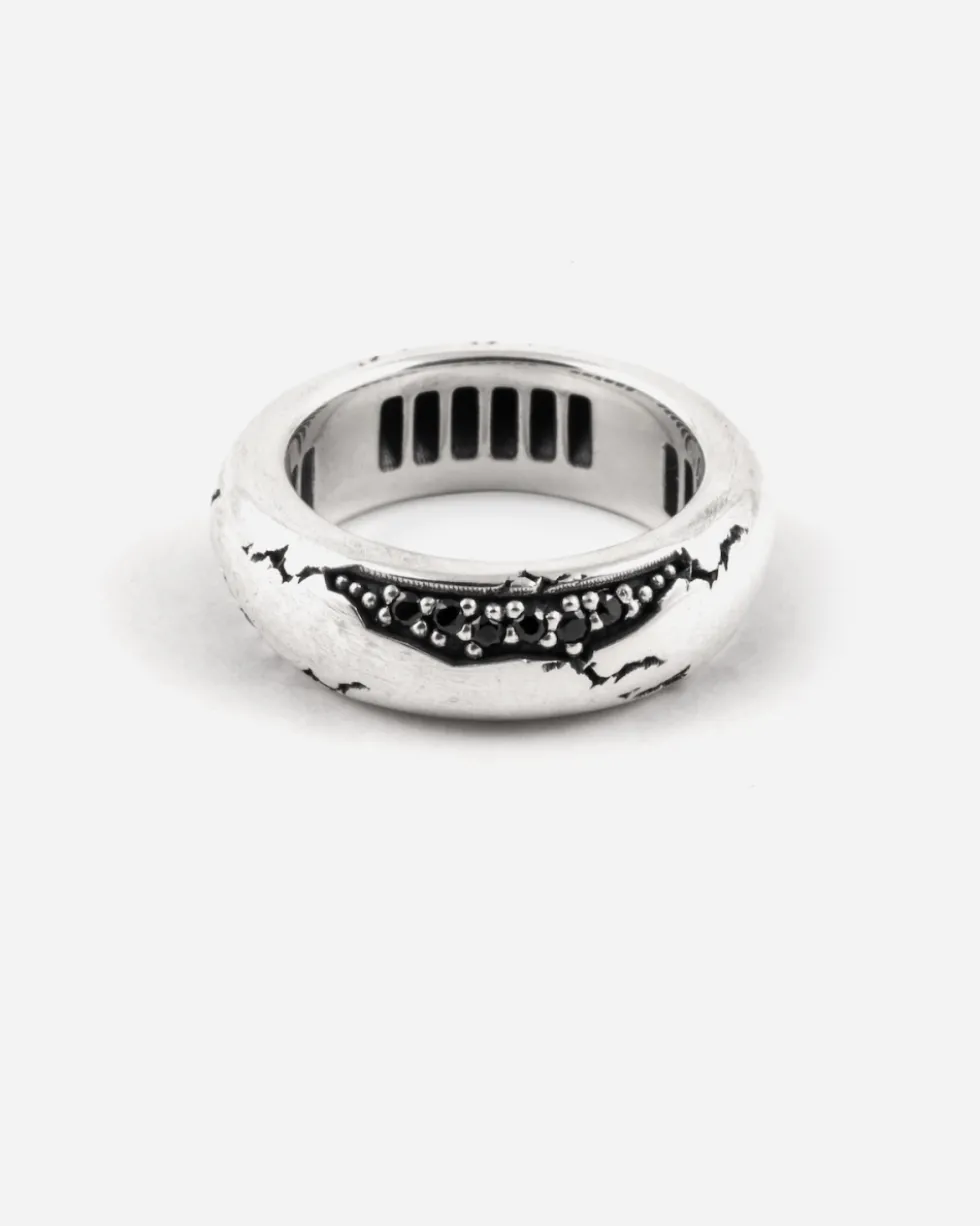 ANELLO FEDE BOLD MATERIC CON PIETRE NERE