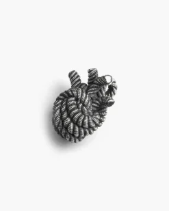 CIONDOLO CUORE CORDA