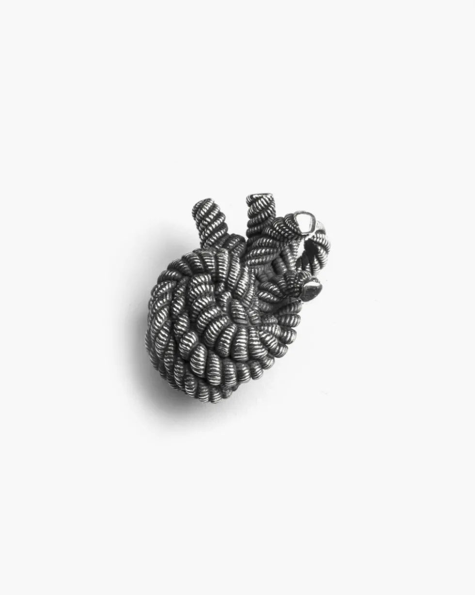 CIONDOLO CUORE CORDA