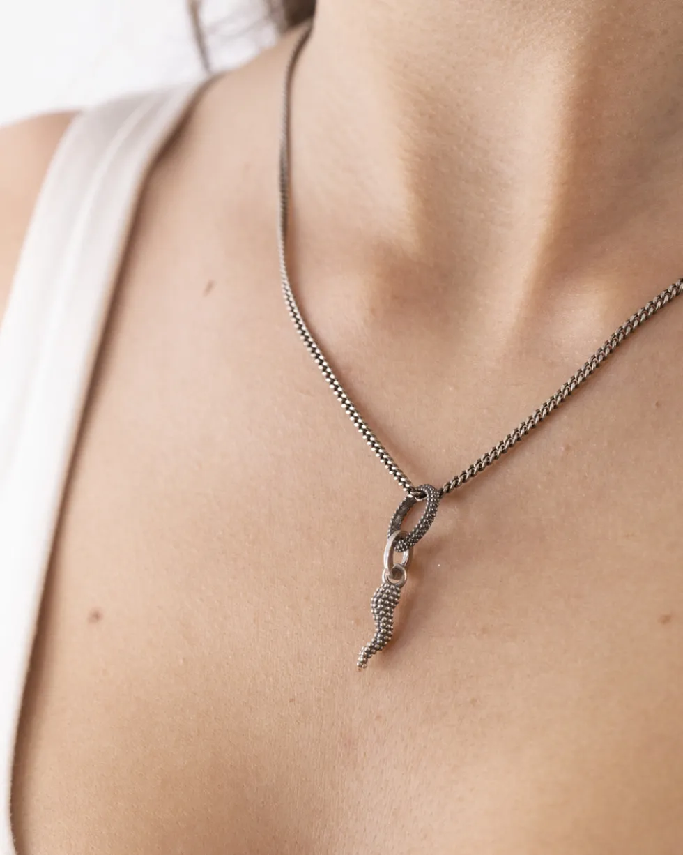 CIONDOLO MINI CHARM FERRO DI CAVALLO PUNTINATO IN ARGENTO