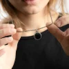 CIONDOLO TONDO PUNTINATO CON PIETRA PERSONALIZZABILE